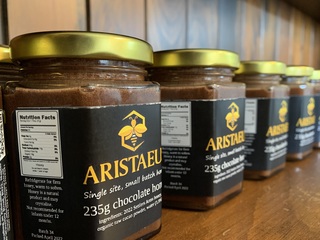 Aristaeus 2022 Settlers Arms chocolate honey 235g